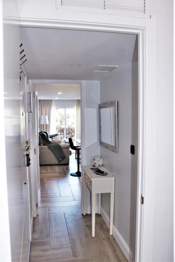 Apartamento Sofia Пинеда де Мар Екстериор снимка