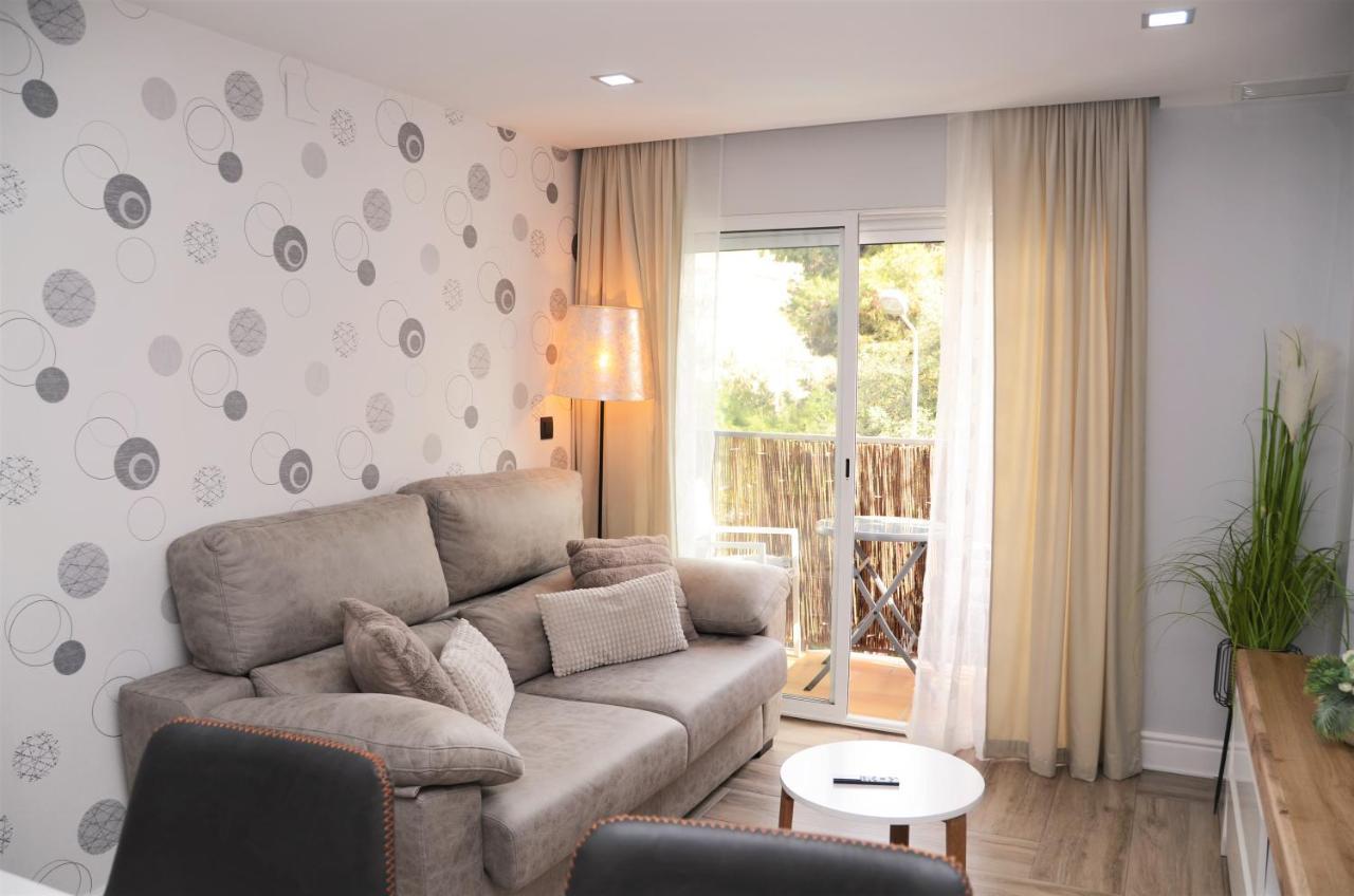 Apartamento Sofia Пинеда де Мар Екстериор снимка