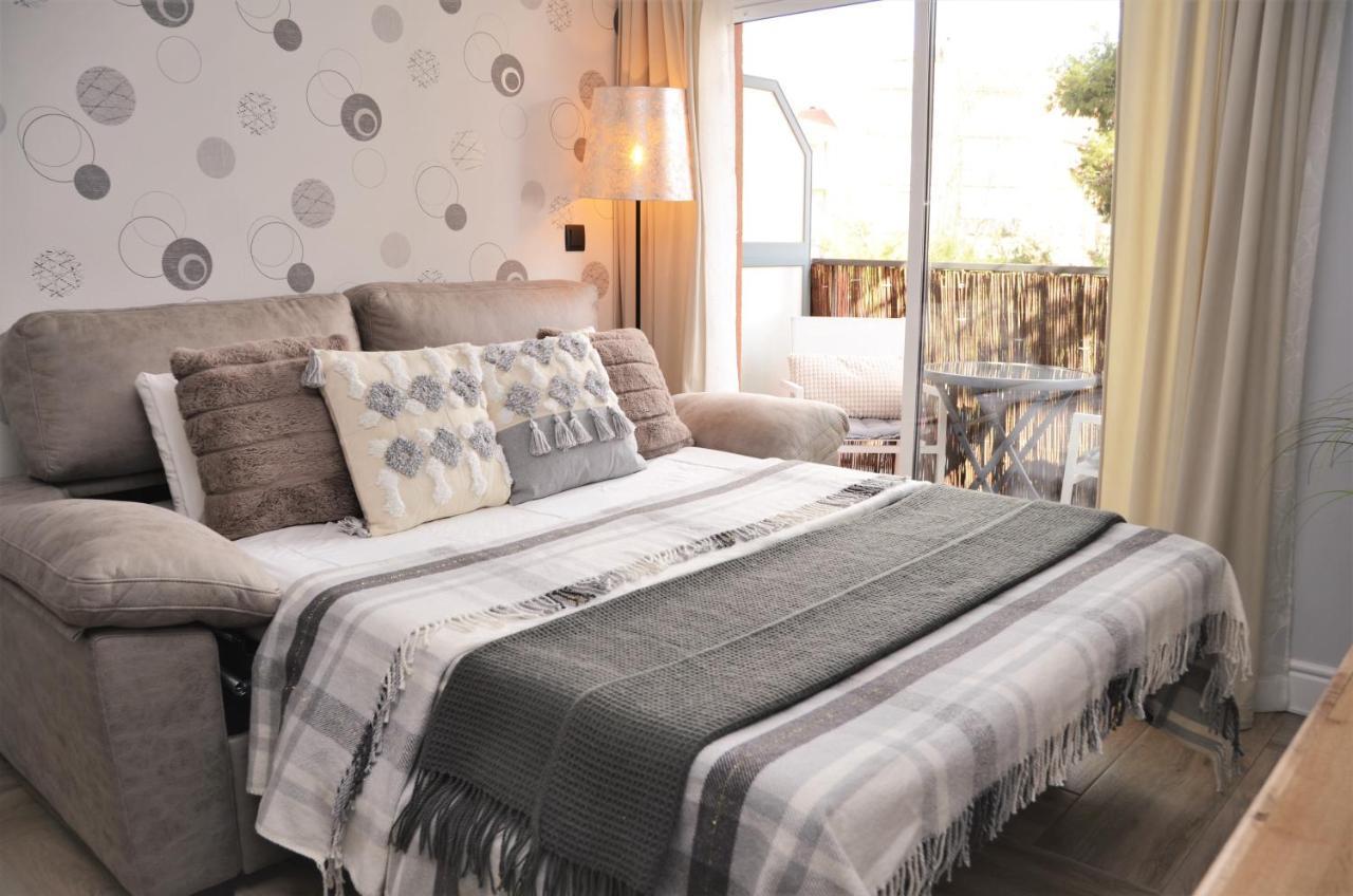 Apartamento Sofia Пинеда де Мар Екстериор снимка