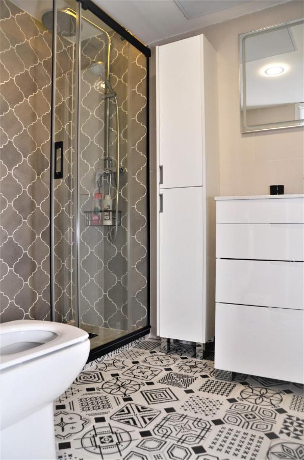 Apartamento Sofia Пинеда де Мар Екстериор снимка